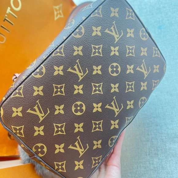 ❌SOLD❌Authentic Louis Vuitton Monogram NÉONOÉ - Picture 7 of 16